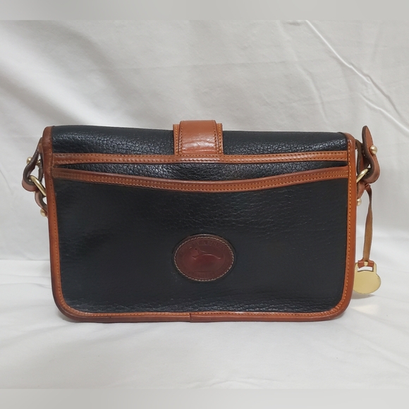 ***SOLD***Vintage Dooney & Bourke Equestrian Crossbody/Shoulder Bag - Picture 4 of 13